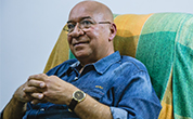 Conheça a história de Francisco Paulo da Silva, aposentado da PREVI, escritor e aviador